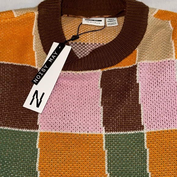 Noisy may Color-Block Crew Neck Sweater Pink and Orange - Picture 7 of 10